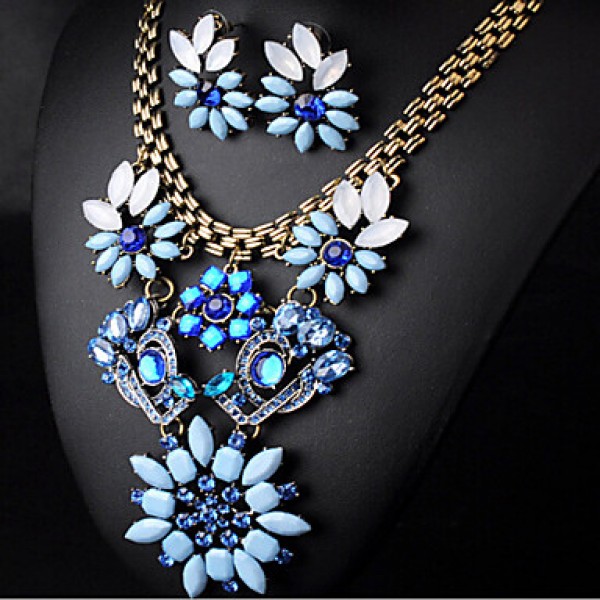 Europe and the diamond necklace exaggerated retro short flowers  