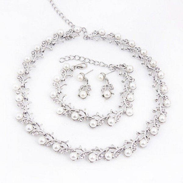 Fashion imitation pearls gilded set (necklace, earrings, bracelets)  